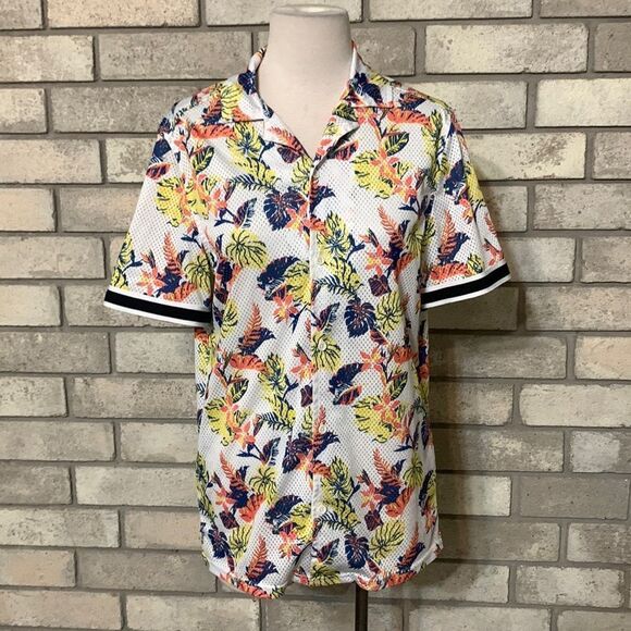 3for$20 men beach shirt small - Picture 1 of 3